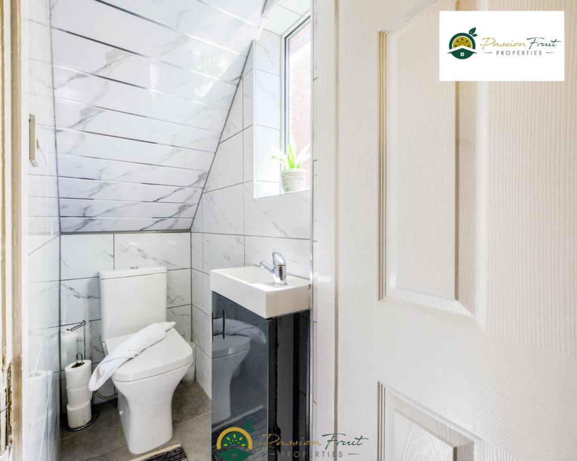 3 Bedroom Coventry House By Passionfruitproperties With Free Wi-Fi, Large Garden And Driveway - 52Nrc Exterior foto